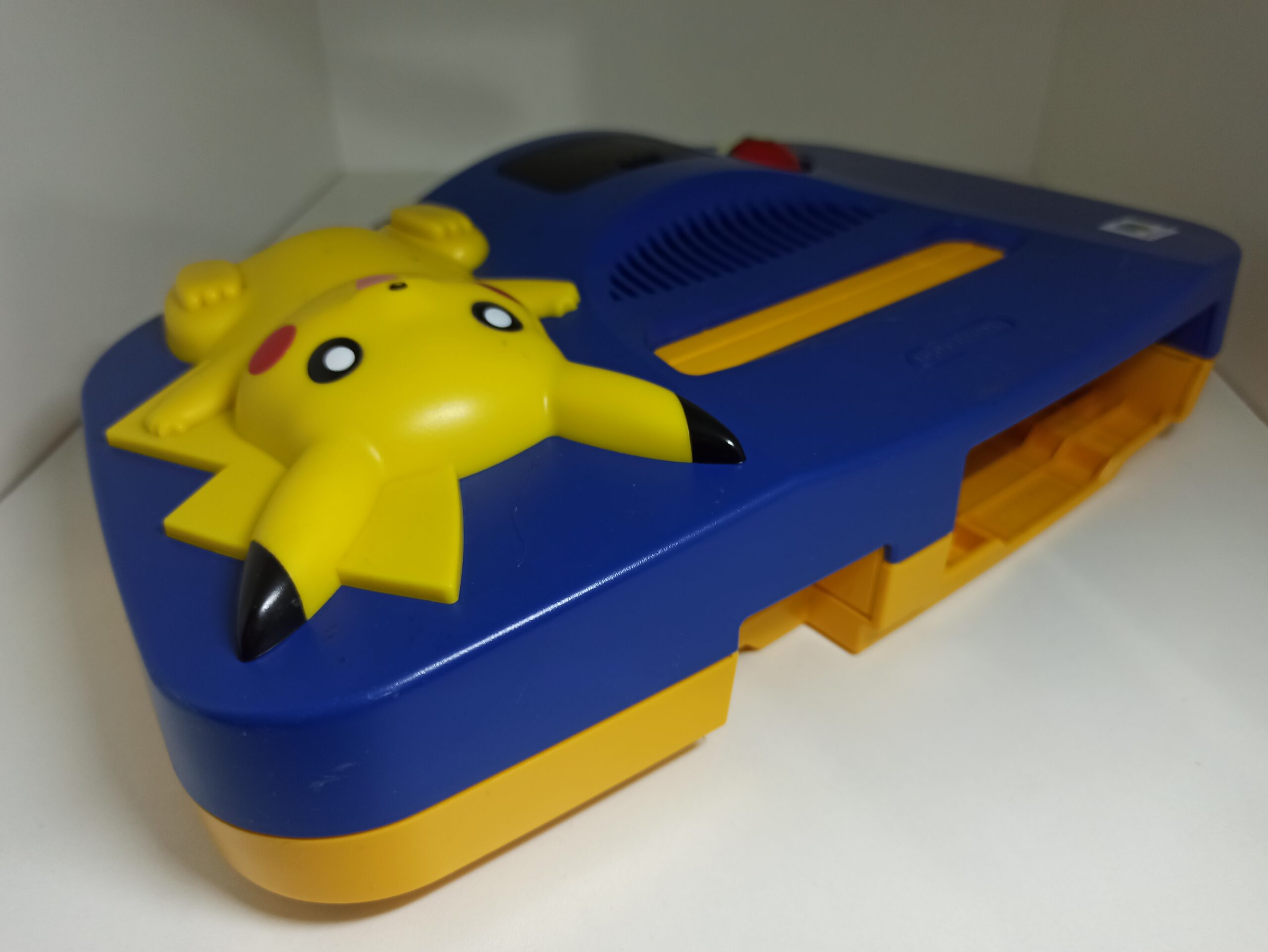 Nintendo 64 Pikachu Edition Console (PAL) - Image 3