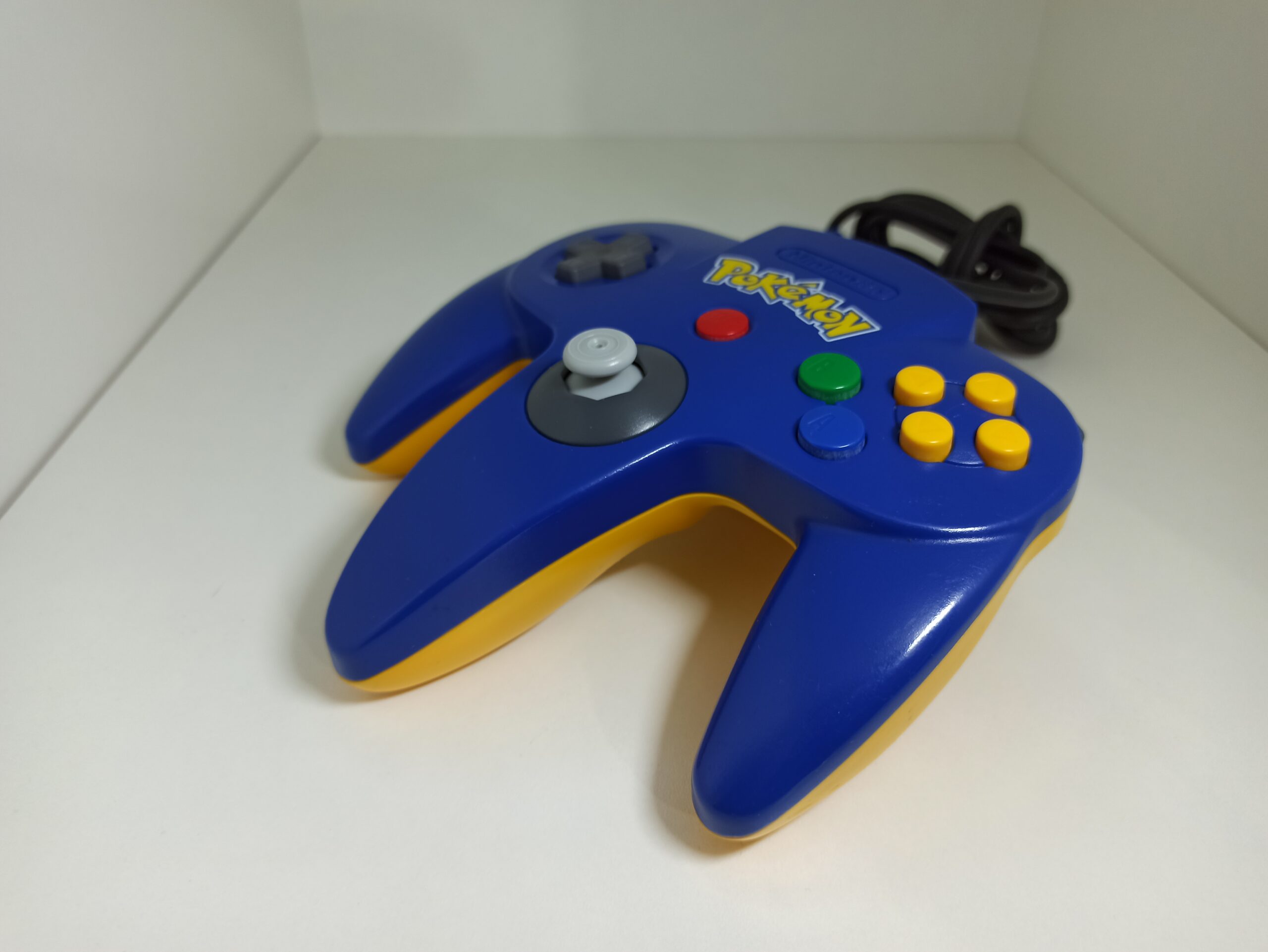 Nintendo 64 Pikachu Edition Console (PAL) - Image 6