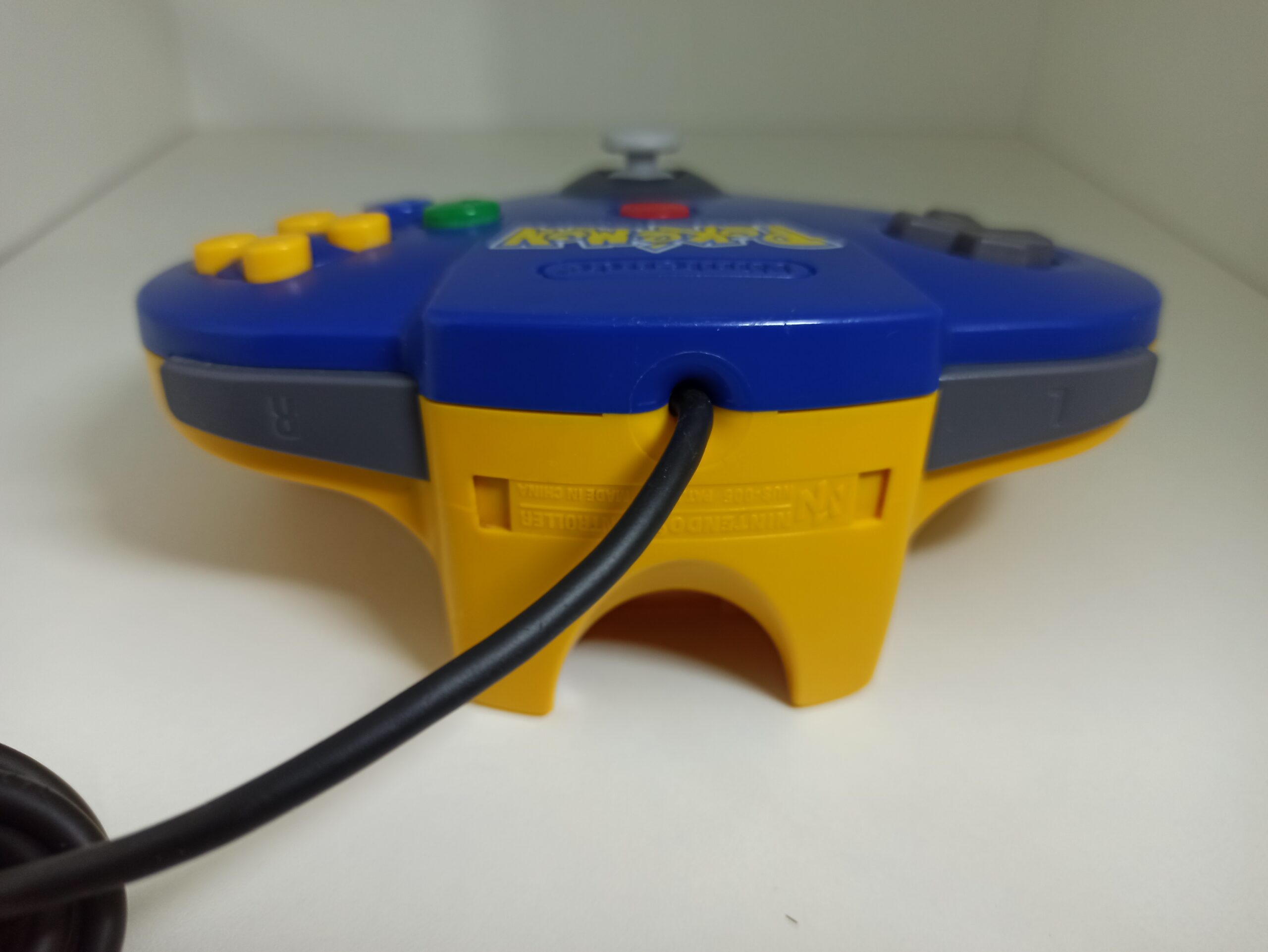 Nintendo 64 Pikachu Edition Console (PAL) - Image 8